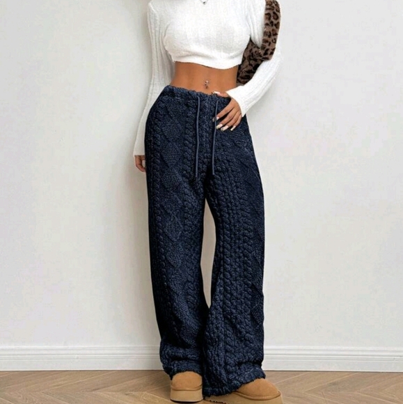 Pants - Women's Casual Simple Fashionable Everyday Pants